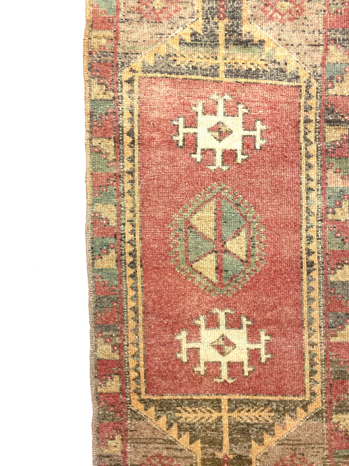 Vintage Anatolian Small Rug 46 cm x 112 cm (1’5’’ FT x 3’65’’ FT) - Y010023
