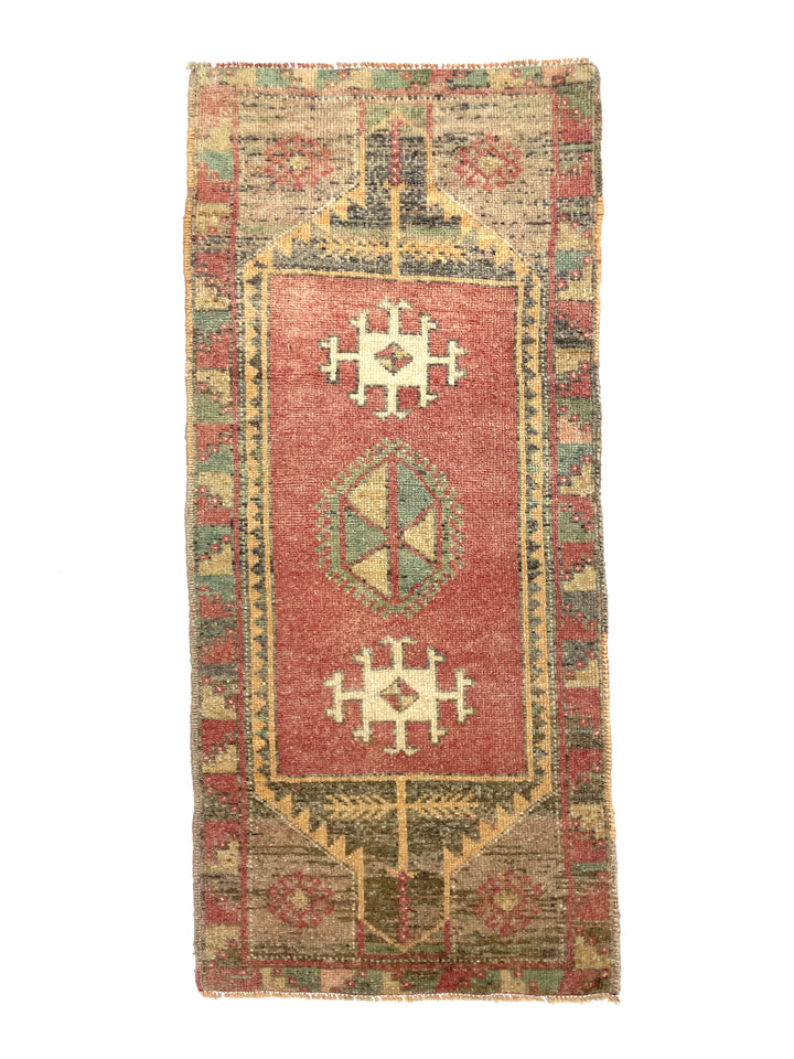 Vintage Anatolian Small Rug 46 cm x 112 cm (1'5" FT x 3'65" FT) - Y010023