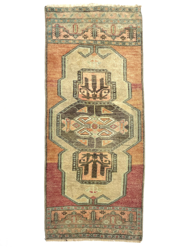 Vintage Anatolian Small Rug 48 cm x 117 cm (1’6’’ FT x 3’84’’ FT) - Y010022