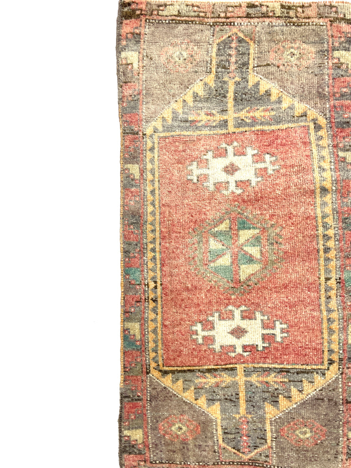 Vintage Anatolian Small Rug 50 cm x 108 cm (1'64" FT x 3'54" FT) - Y010024