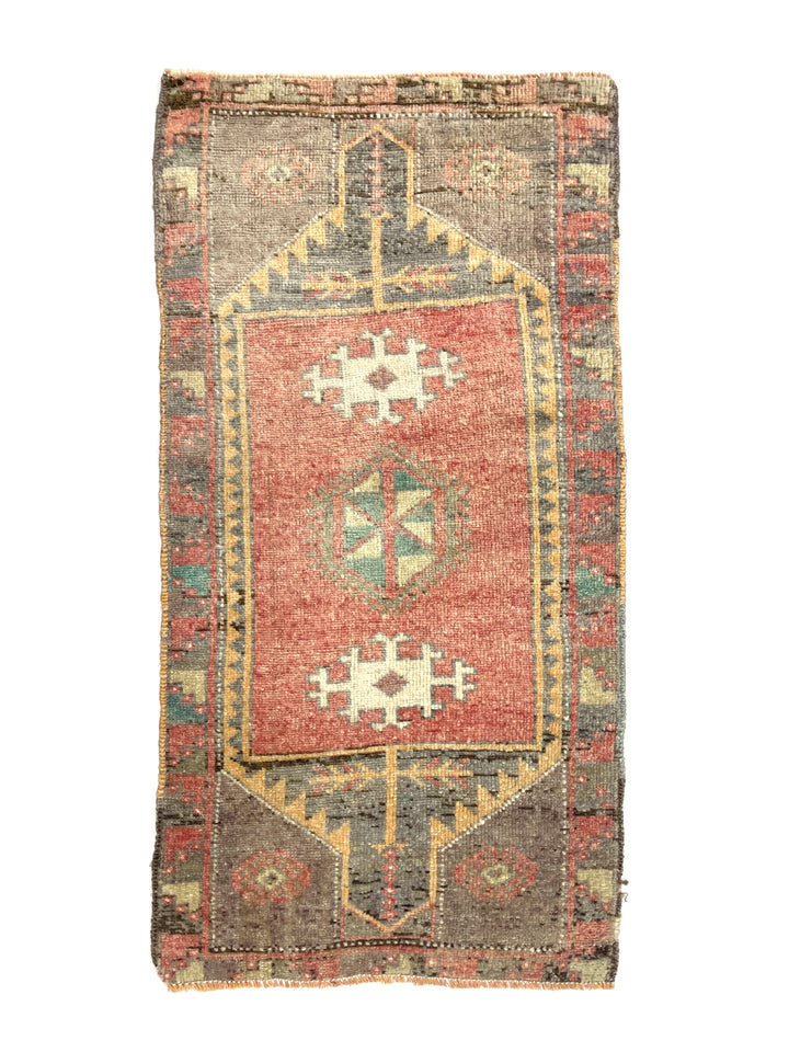 Vintage Anatolian Small Rug 50 cm x 108 cm (1'64" FT x 3'54" FT) - Y010024