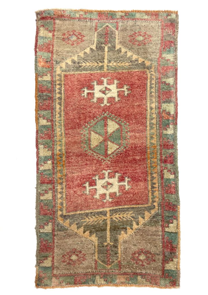 Vintage Anatolian Small Rug 50 cm x 112 cm (1’7’’ FT x 3’7’’ FT) - Y010027