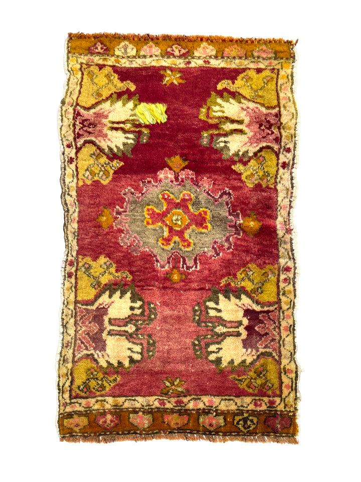 Vintage Anatolian Small Rug 60cm x 100 cm (2 FT x 3'25" FT) - Y010020