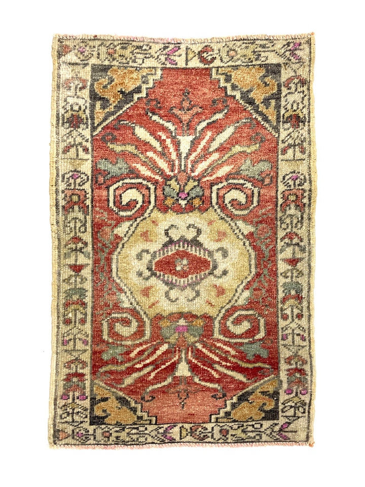 Vintage Hand-Knotted Small Turkish Rug 48 cm x 76 cm (1’5’’ FT X 2’5” FT) - Y010062