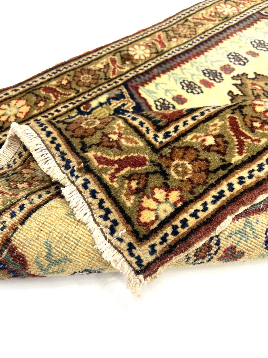 Vintage Small Kayseri Rug 61 Cm X 95 Cm (2 FT X 3’1’’ FT) – Y010039