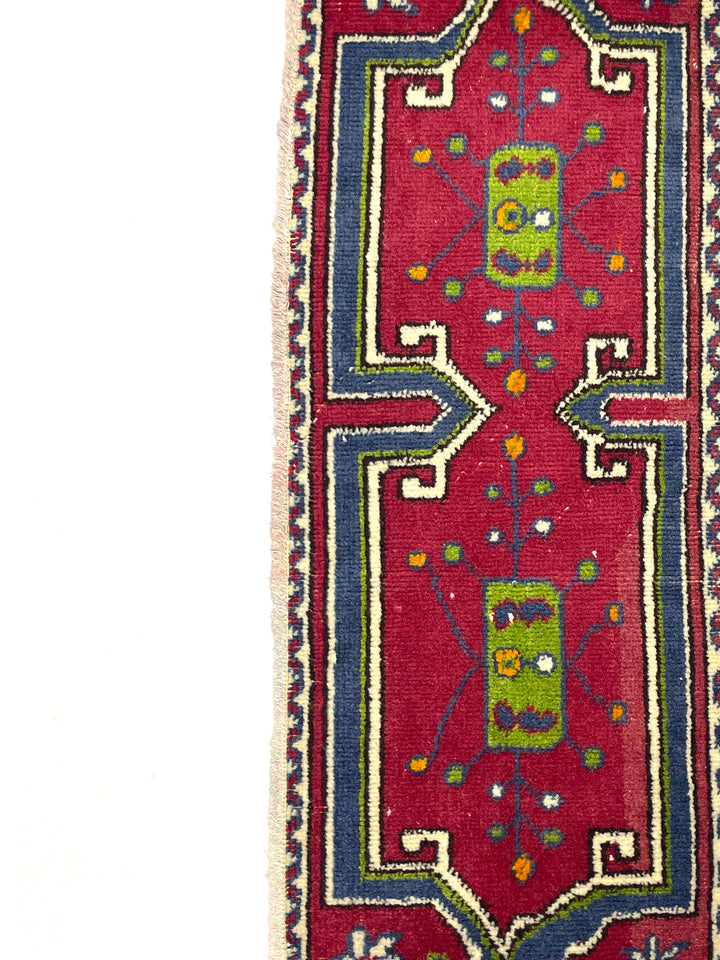 Vintage Small Turkish Hand-Knotted Rug 109 Cm X 40 Cm (3'6" FT X 1'3" FT) – Y010009
