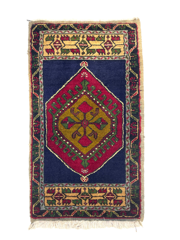 Vintage Small Turkish Hand-Knotted Rug 43 Cm X 93 Cm (1’6’’ FT X 3’1’’ FT) – Y010008