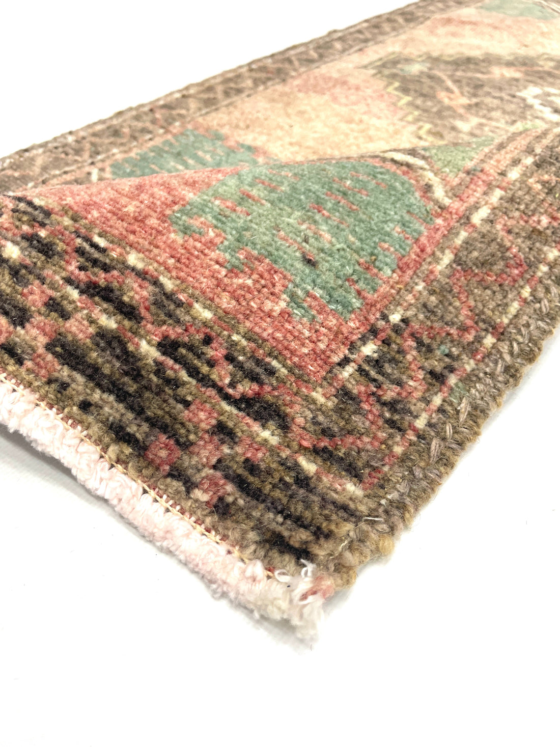 Vintage Small Turkish Hand-Knotted Rug 46 Cm X 101 Cm (1’5’’ FT X 3’3’’ FT) – Y010011