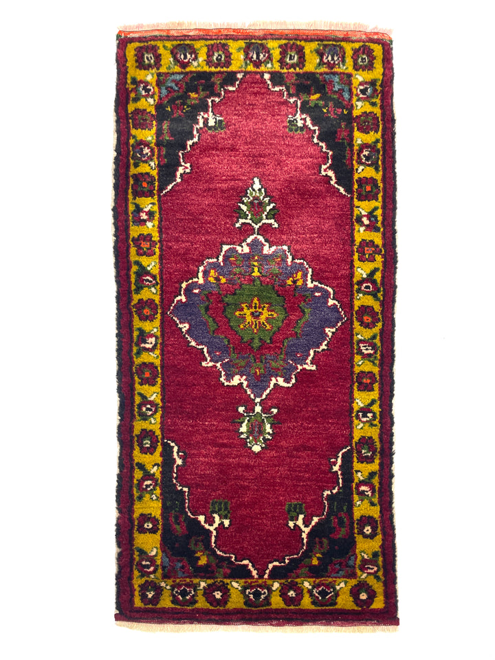 Vintage Small Turkish Hand-Knotted Rug 51 Cm X 104Cm (1'7" FT X 3'4" FT) – Y010002