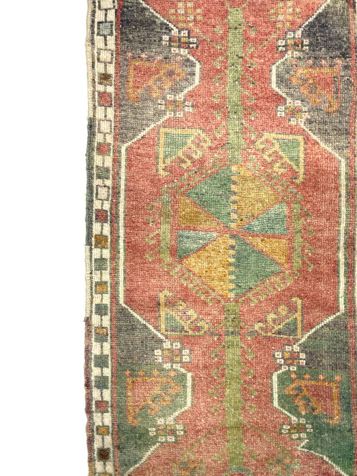 Vintage Small Turkish Hand-Knotted Rug 52 Cm X 98 Cm (1’7’’ FT X 3’2’’ FT) – Y010013