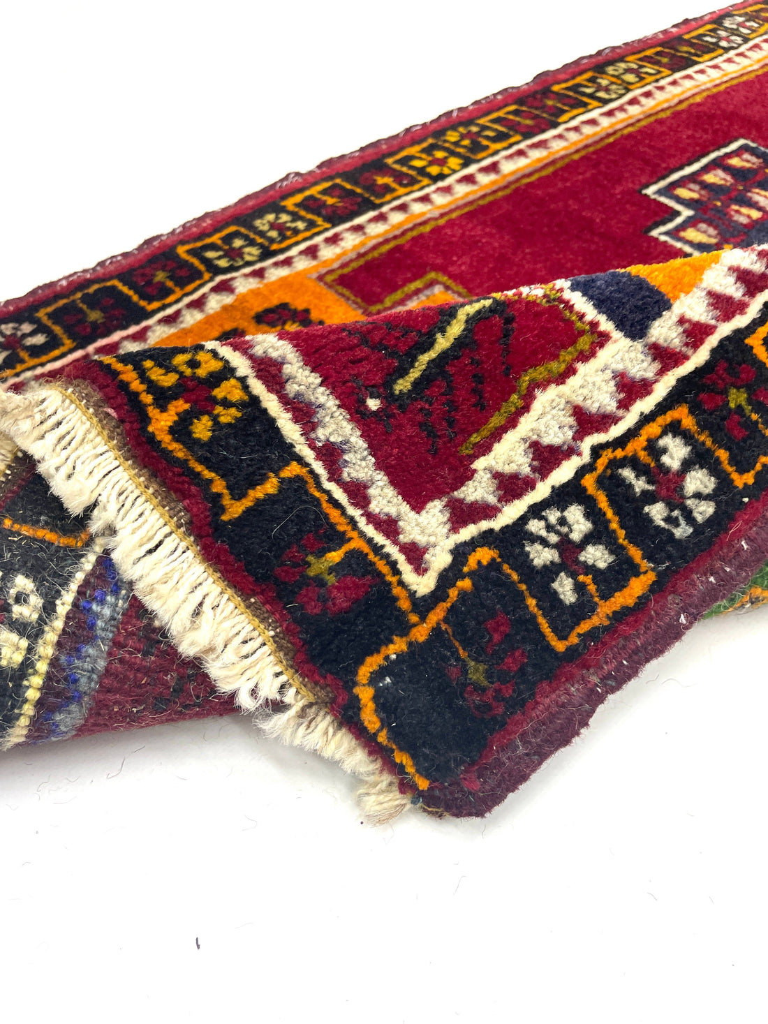 Vintage Small Turkish Hand-Knotted Rug 53 Cm X 98 Cm (1’7’’ FT X 3’2’’ FT) – Y010001