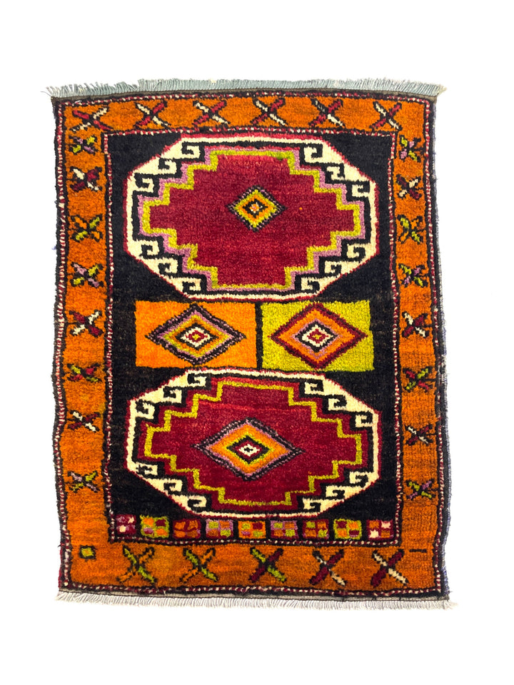 Vintage Small Turkish Hand-Knotted Rug 55 Cm X 75 Cm (1’8’’ FT X 2’5’’ FT) – Y010038
