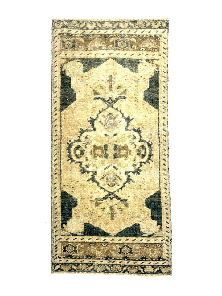 Vintage Turkish Doormat Rug 42 cm x 96 cm (1'3” FT X 3'1” FT) - Y010064