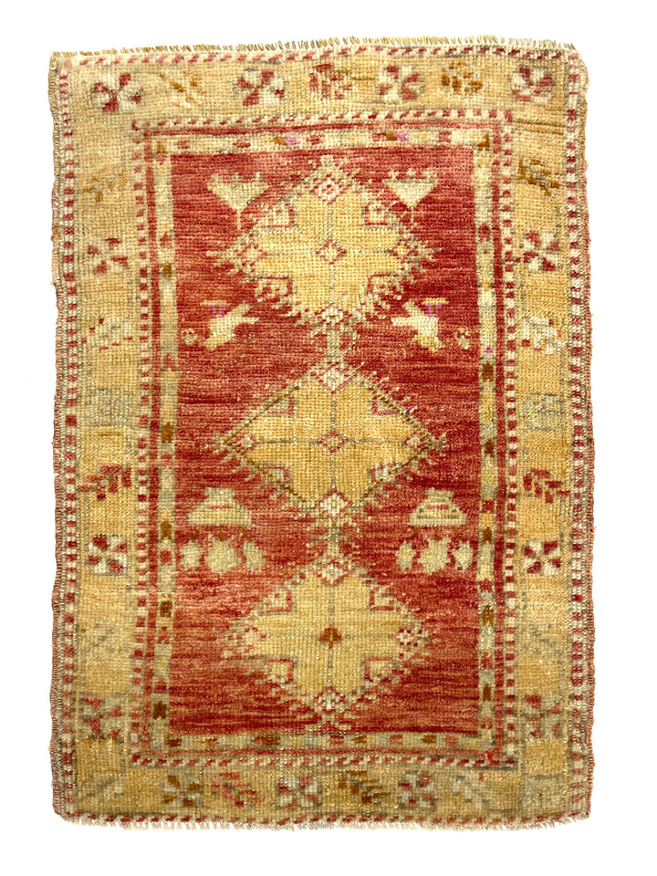 Vintage Turkish Hand-Knotted Rug 55 Cm X 79 Cm (1’8’’ FT X 2’6’’ FT) – Y010034
