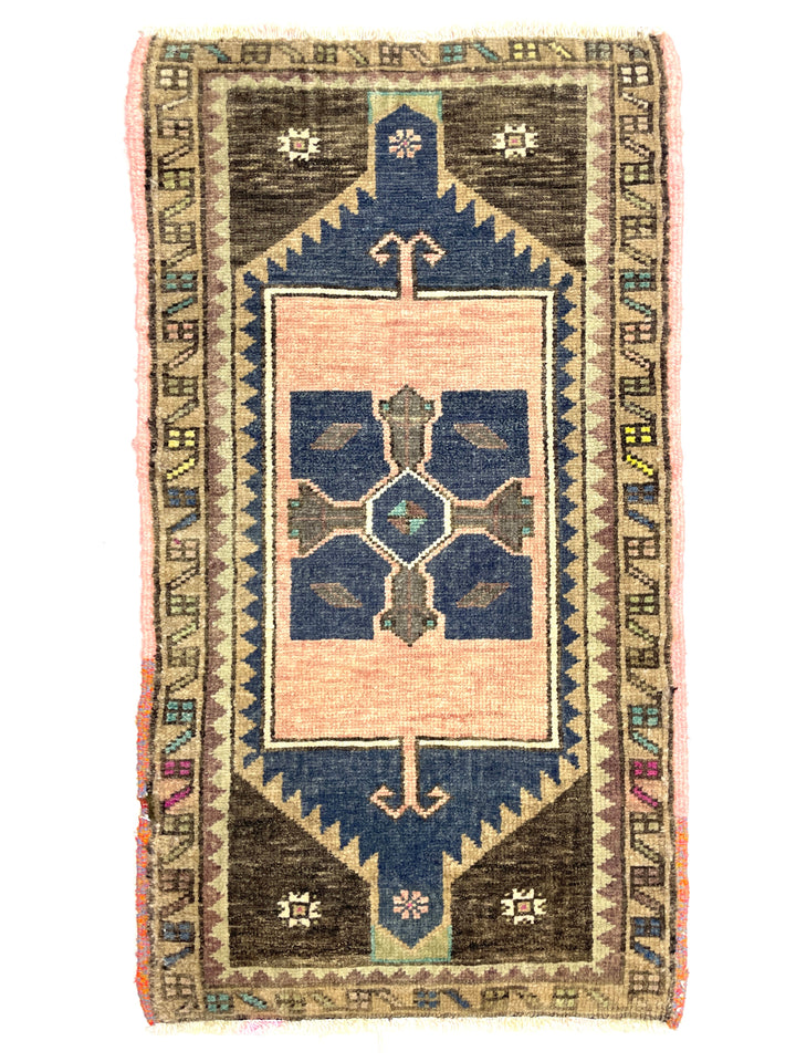 Vintage Turkish Small Rug 48 cm x 84 cm (1’6’’ FT x 2’7’’ FT) - Y010032