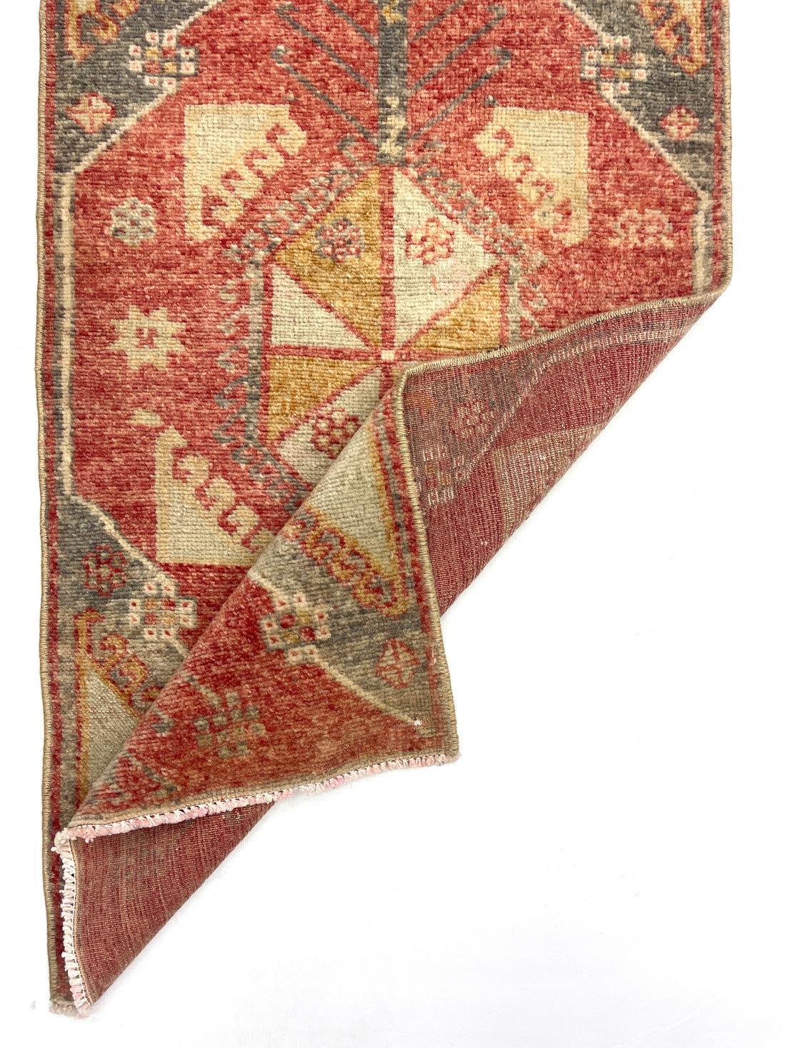 Vintage Turkish Small Rug 53 cm x 106 cm (1'7" FT x 3'5" FT) - Y010028