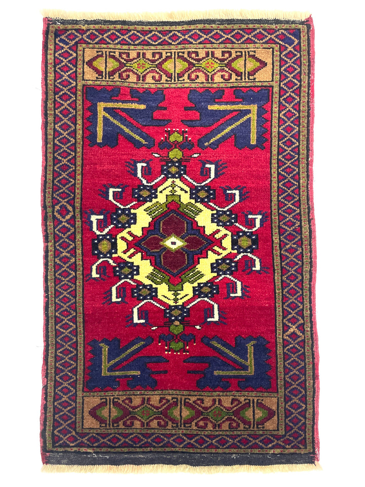 Vintage Turkish Small Rug 59 cm x 96 cm (1’94’’ FT x 3’15’’ FT) - Y010029
