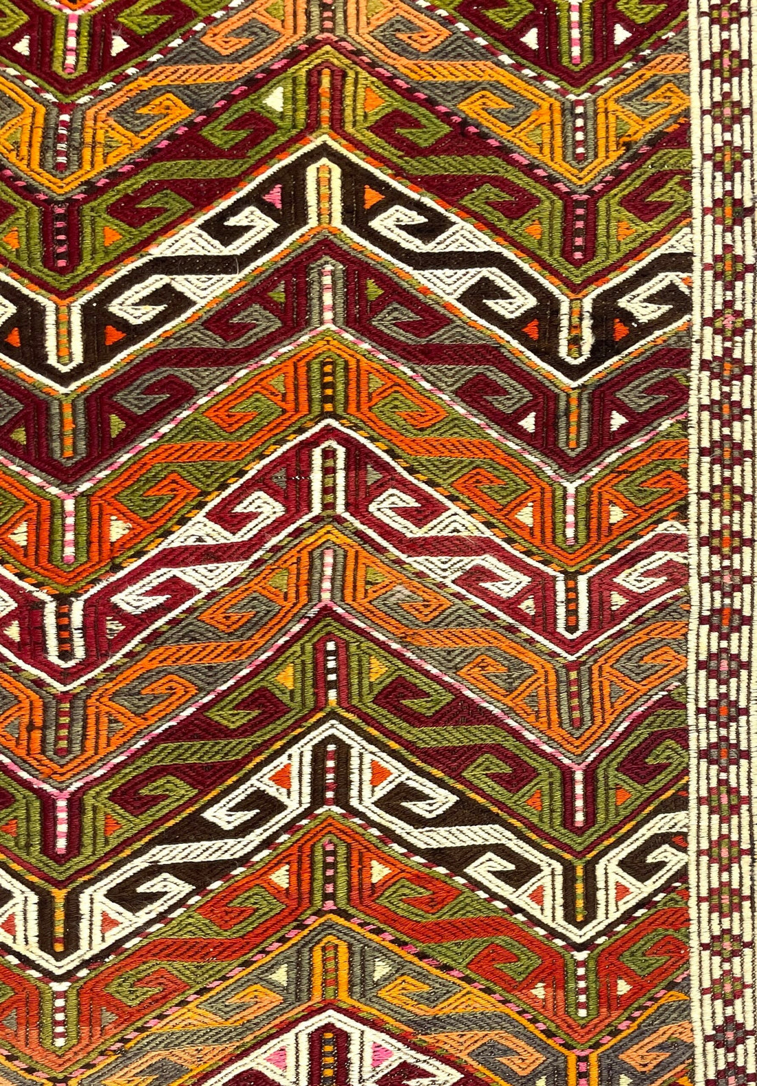 Vintage Yoruk Jijim Kilim Rug 77 cm x 135 cm (2’5” FT x 4’4” FT) - 0010020