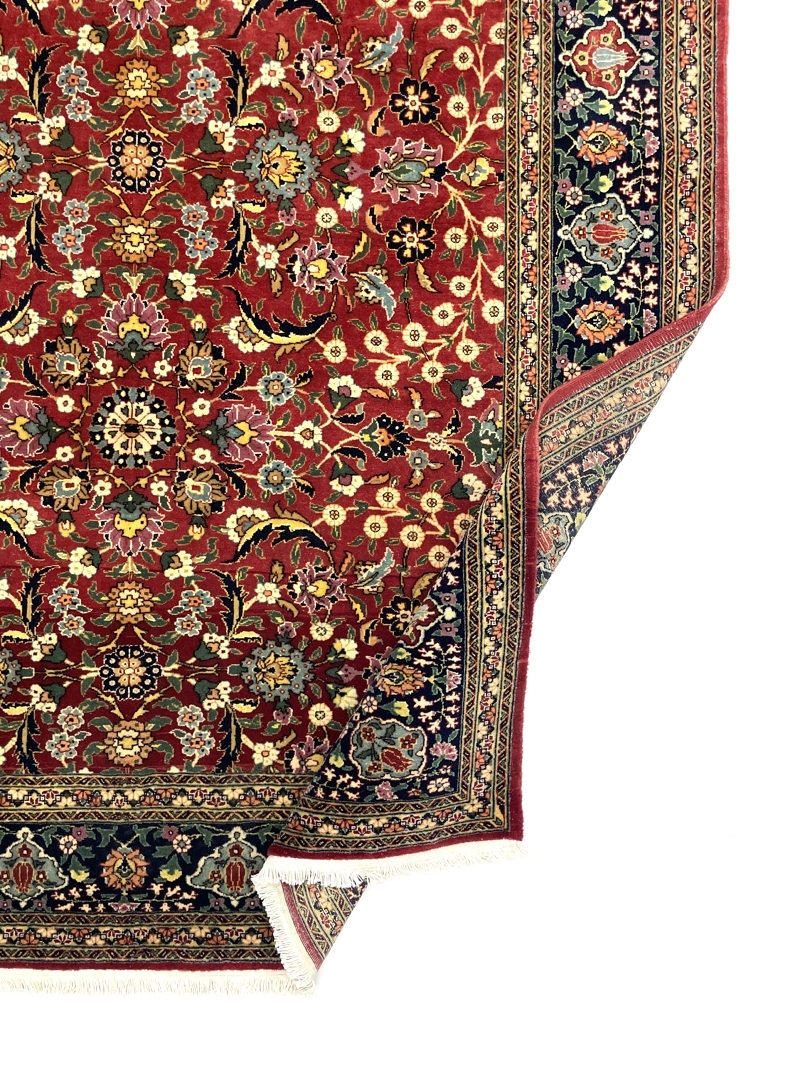 Turkish Hereke Rug Turkish Hereke Rug 175 cm x 242 cm (5’7” x 8 FT) - 0070001