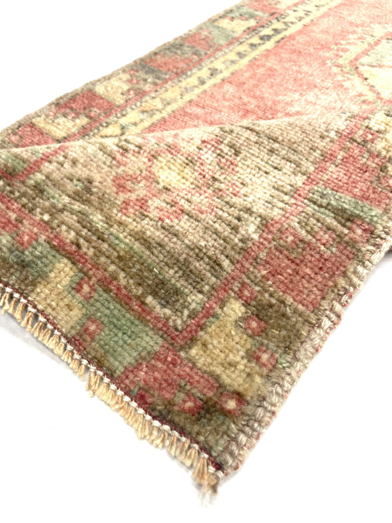 vintage-anatolian-small-rug-46-cm-x-112-cm-y010023-2 Vintage Anatolian Small Rug 46 cm x 112 cm (1'5" x 3'65" FT) - Y010023