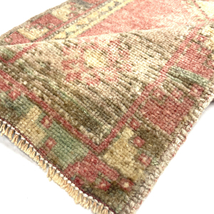 vintage-anatolian-small-rug-46-cm-x-112-cm-y010023-2 Vintage Anatolian Small Rug 46 cm x 112 cm (1'5" x 3'65" FT) - Y010023