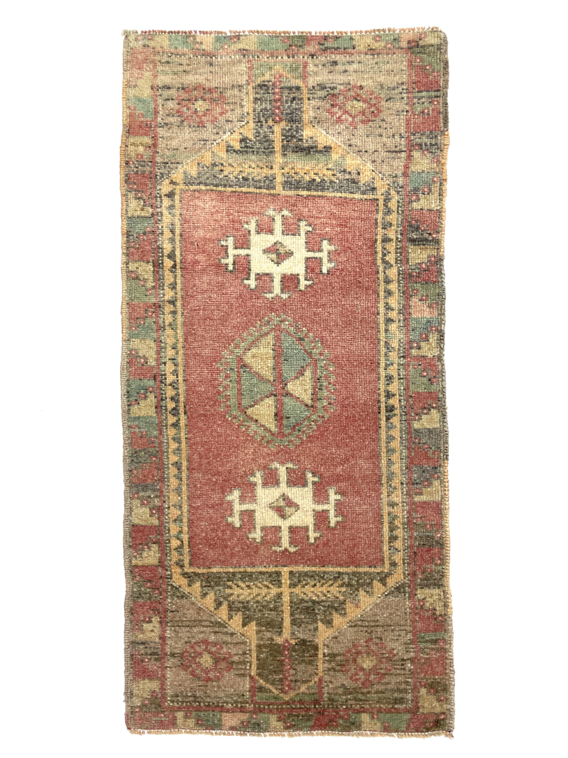 vintage-anatolian-small-rug-46-cm-x-112-cm-y010023 Vintage Anatolian Small Rug 46 cm x 112 cm (1'5" x 3'65" FT) - Y010023