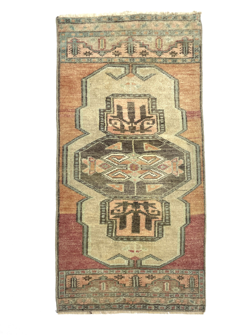 Vintage Anatolian Small Rug 48 cm x 117 cm (1'6" x 3'84" FT) - Y010022
