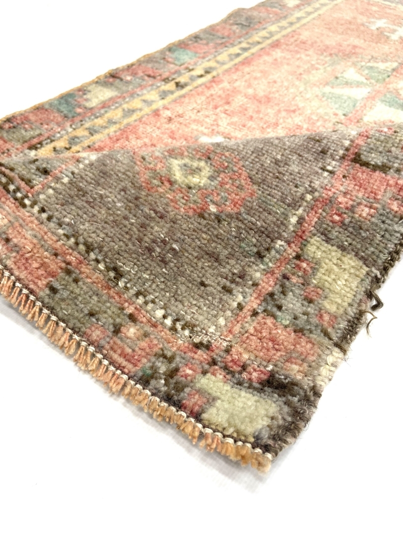 vintage-anatolian-small-rug-50-cm-x-108-cm-y010024-2 Vintage Anatolian Small Rug 50 cm x 108 cm (1'64" x 3'54" FT) - Y010024