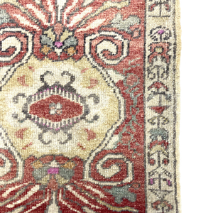vintage-hand-knotted-small-turkish-rug-48-cm-x-76-cm-y010062-1 Vintage Hand-Knotted Small Turkish Rug 48 cm x 76 cm (1'5" FT X 2'5” FT) - Y010062