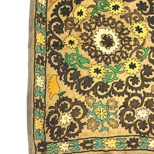 Vintage Handmade Traditional Suzani Textile Vintage Handmade Traditional Suzani Textile 112 CM x 160 CM (3’7” x 5’2” FT) - S010019