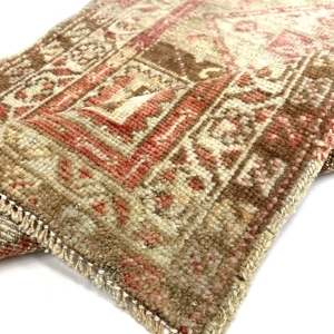 Vintage Mini Turkish Rug 46 cm x 75 cm (1'5" X 2'5" FT) - Y010055