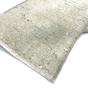 Vintage Neutral Small Rug 45 Cm X 104 Cm (1’5′′ X 3’4′′ FT) – Y010052