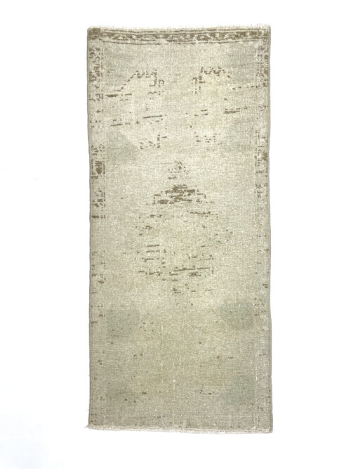 Vintage Neutral Small Rug 45 Cm X 104 Cm (1’5′′ X 3’4′′ FT) – Y010052
