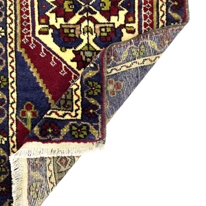 Vintage Small Taspinar Rug 53 cm x 101 cm (1'7" FT X 3'3" FT) - Y010073