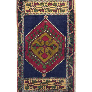vintage-small-turkish-hand-knotted-rug-43-cm-x-93-cm-y010008 Vintage Neutral Small Rug 45 Cm X 104 Cm (1’5′′ X 3’4′′ FT) – Y010052
