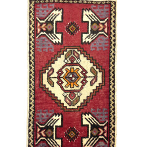 vintage-small-turkish-hand-knotted-rug-49-cm-x-88-cm-y010005 Vintage Neutral Small Rug 45 Cm X 104 Cm (1’5′′ X 3’4′′ FT) – Y010052