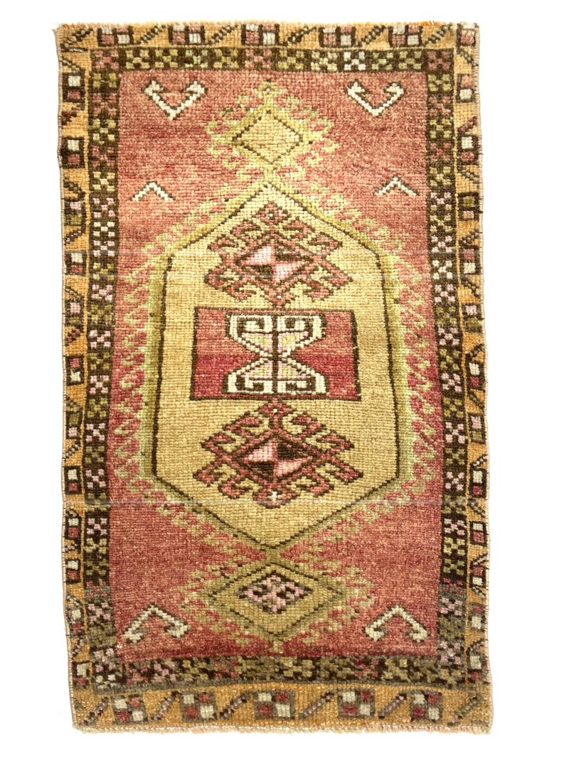Vintage Small Turkish Hand-Knotted Rug 50 Cm X 88 Cm (1'6" X 2'9" FT) – Y010007