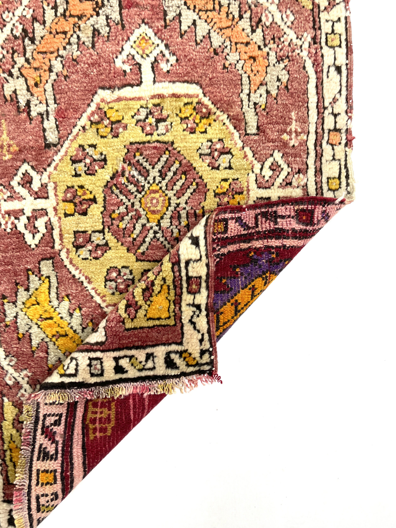 Vintage Small Turkish Handwoven Rug 53 cm x 81 cm (1'7" FT X 2'7” FT) - Y010061