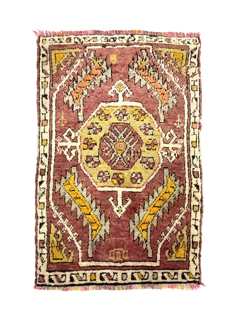 Vintage Small Turkish Handwoven Rug 53 cm x 81 cm (1'7" FT X 2'7” FT) - Y010061