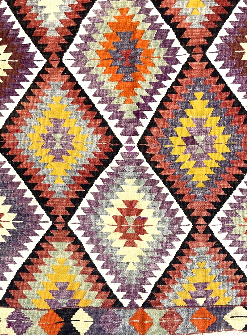 vintage-tavas-kilim-rug-140-cm-x-205-cm-0020001-1 Vintage Tavas Kilim Rug 140 cm x 205 cm (4’6” X 6’7” FT) - 0020001