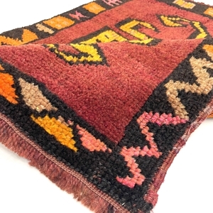 vintage-turkish-hand-knotted-rug-55-cm-x-70-cm-y010041-2 Vintage Turkish Hand-Knotted Rug 55 Cm X 70 Cm (1’8′′ X 2'3" FT) – Y010041