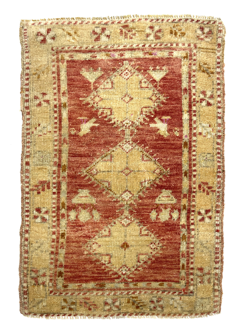 Vintage Turkish Hand-Knotted Rug 55 Cm X 79 Cm (1'8" X 2'6" FT) – Y010034