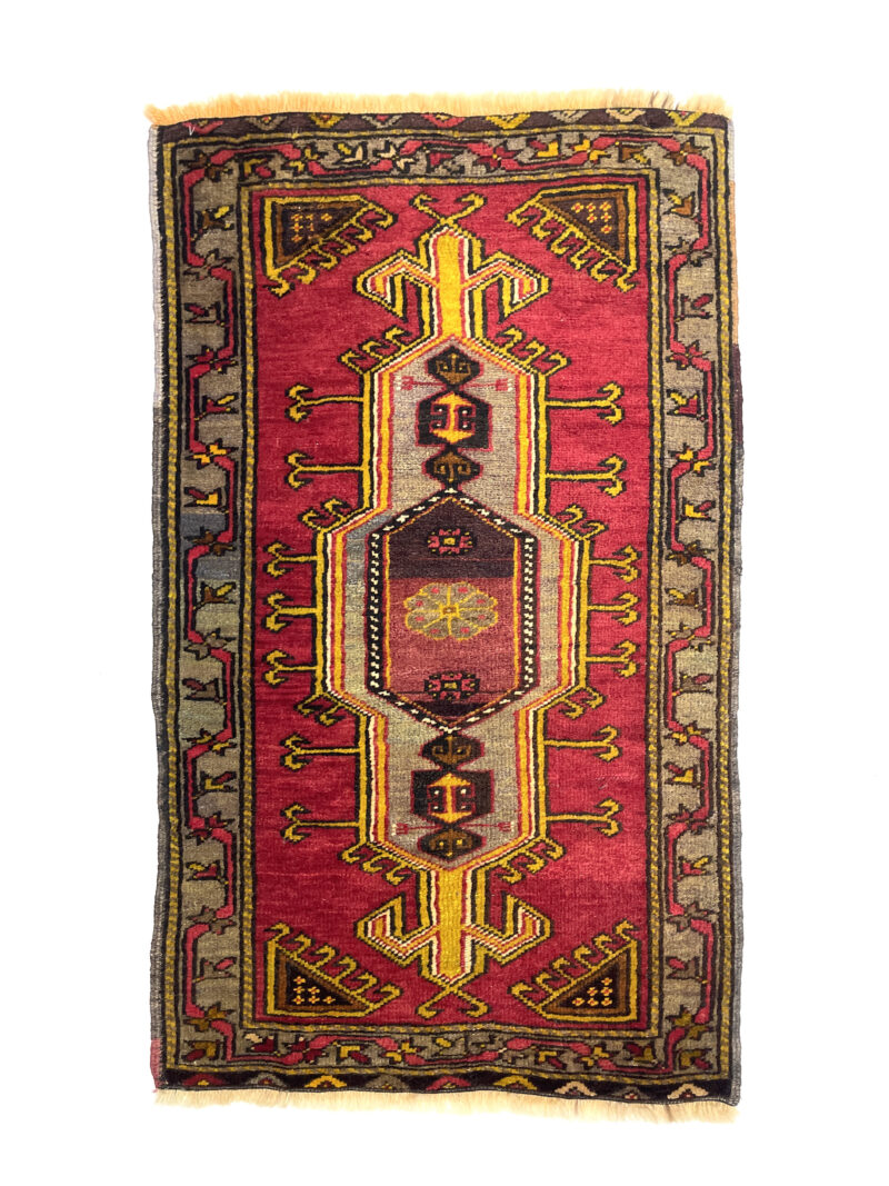 vintage-turkish-hand-knotted-rug-57-cm-x-103-cm-y010045 Vintage Turkish Hand-Knotted Rug 57 Cm X 103 Cm (1’9′′ X 3’4′′ FT) – Y010045