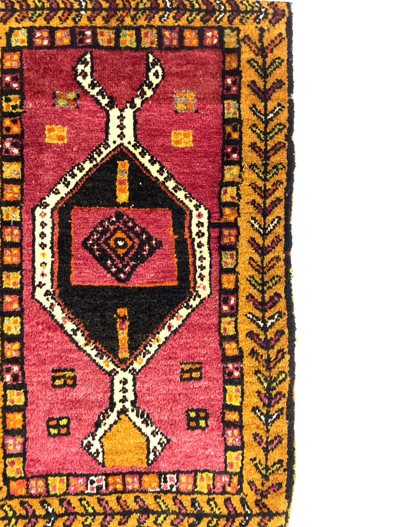 vintage-turkish-mini-hand-knotted-rug-55-cm-x-88-cm-y010050-1 Vintage Turkish Mini Hand-Knotted Rug 55 Cm X 88 Cm (1’8′′ X 2’9′′ FT) – Y010050