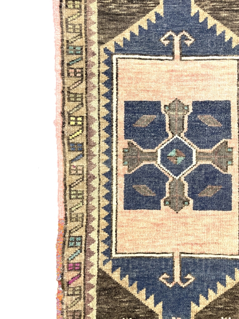 Vintage Turkish Small Rug 48 cm x 84 cm (1'6" x 2'7" FT) - Y010032