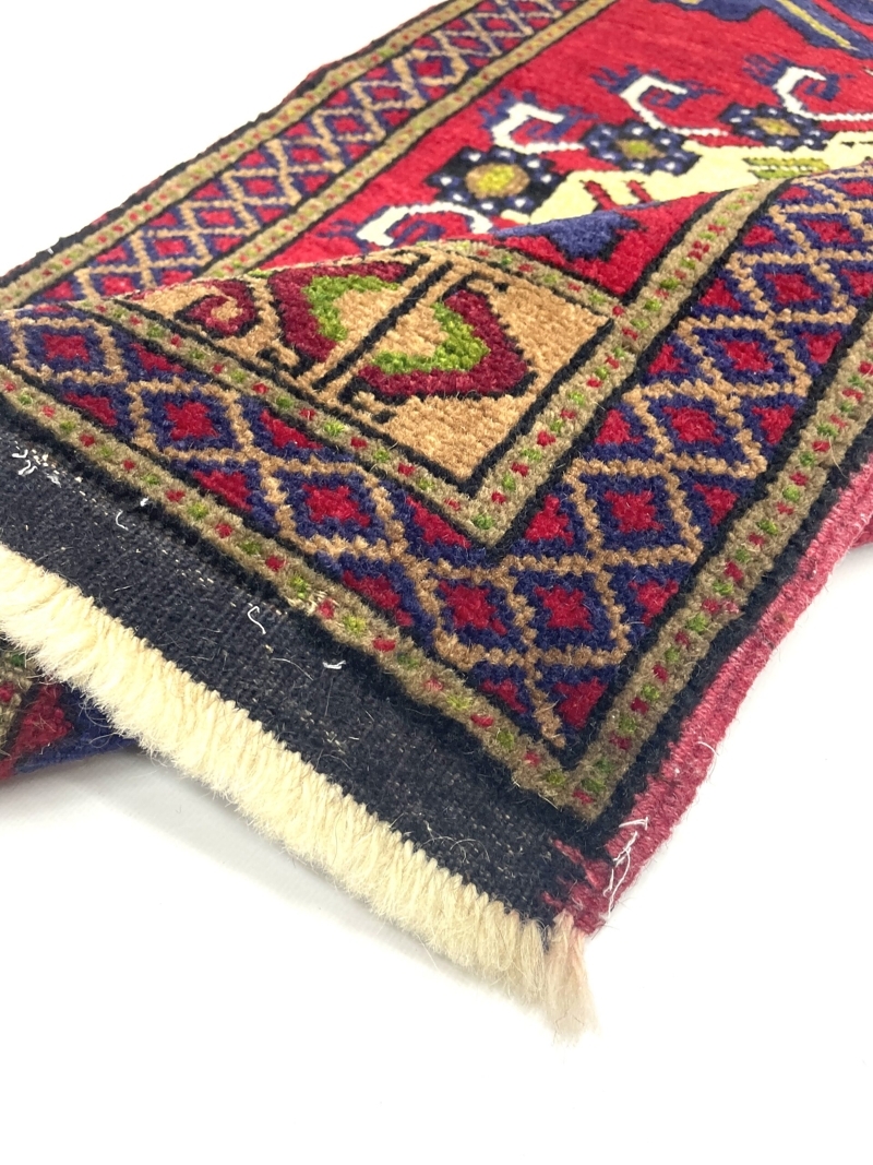 Vintage Turkish Small Rug 59 cm x 96 cm (1'94" x 3'15" FT) - Y010029