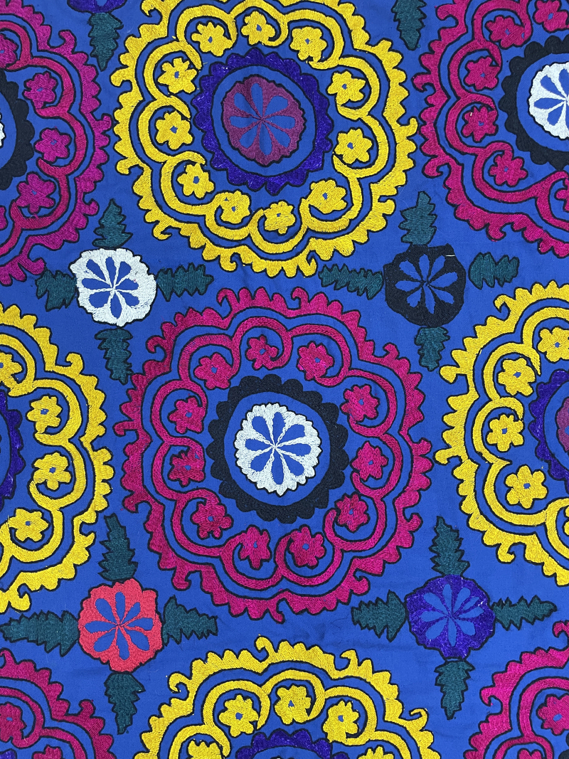 Vintage Uzbek Embroidered Suzani Bed Cover 135 cm x 180 cm - S00001